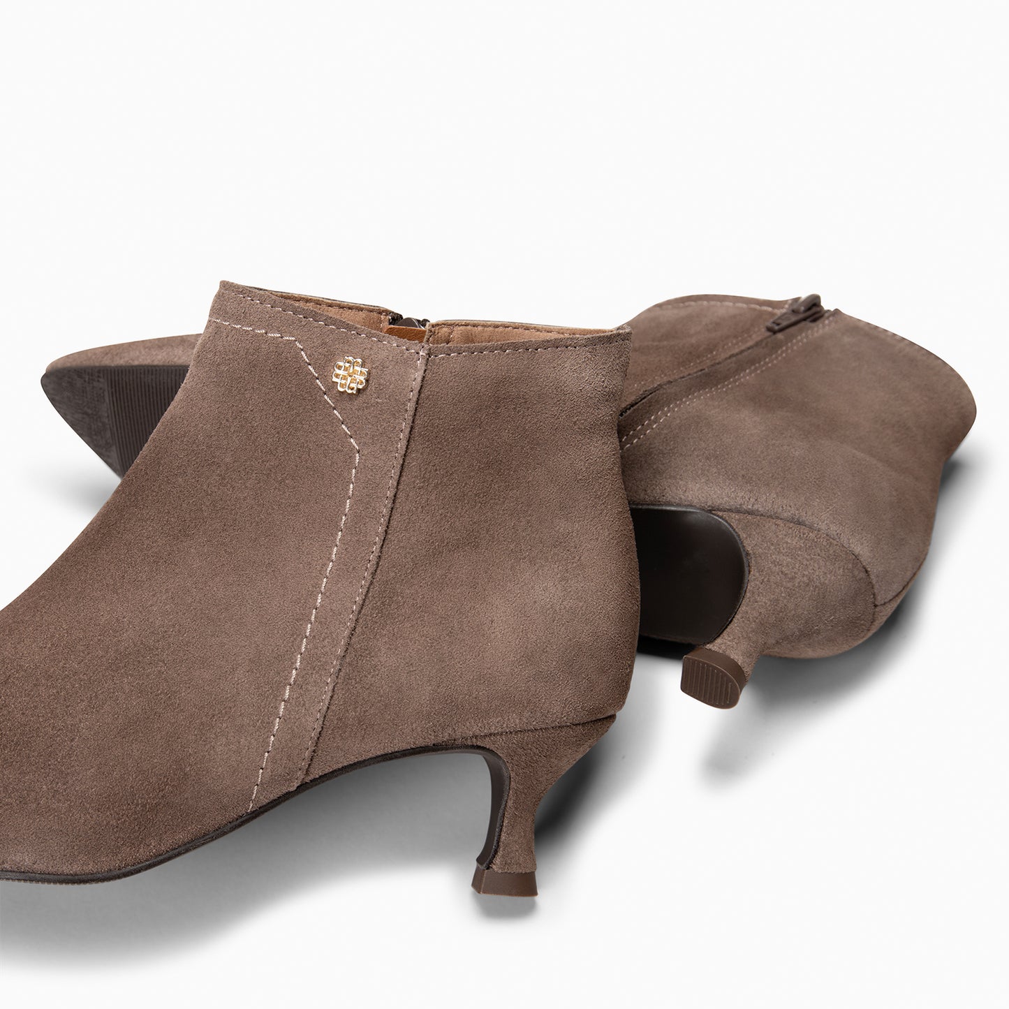 LORD– Botines tacón bajo TAUPE