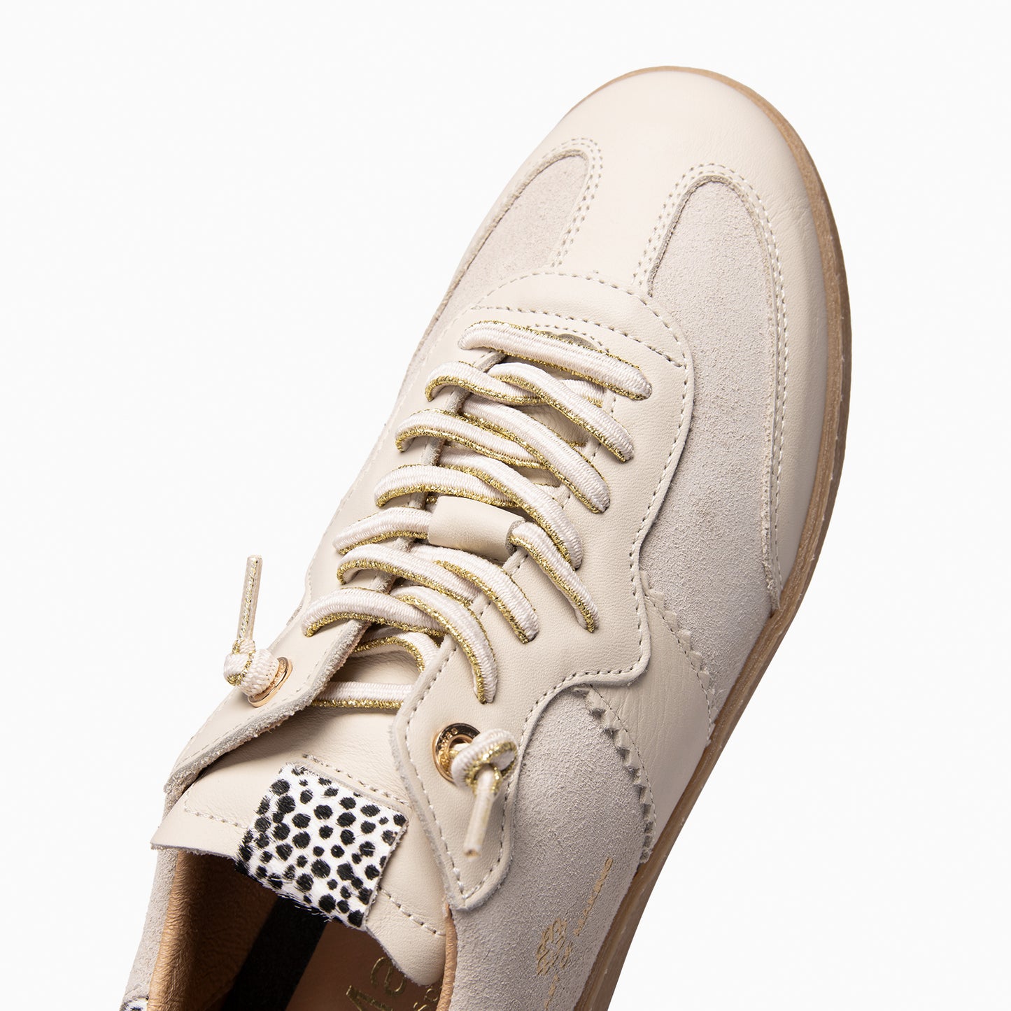 STÜDIO 01 - DEPORTIVOS BEIGE PONY