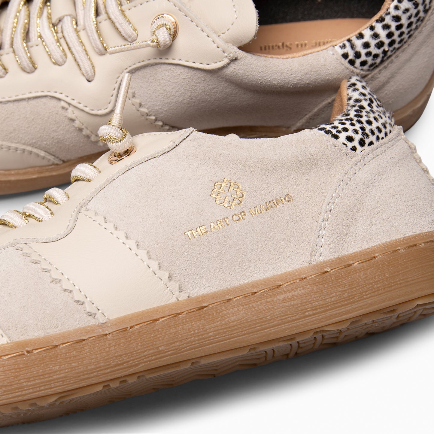 STÜDIO 01 - DEPORTIVOS BEIGE PONY