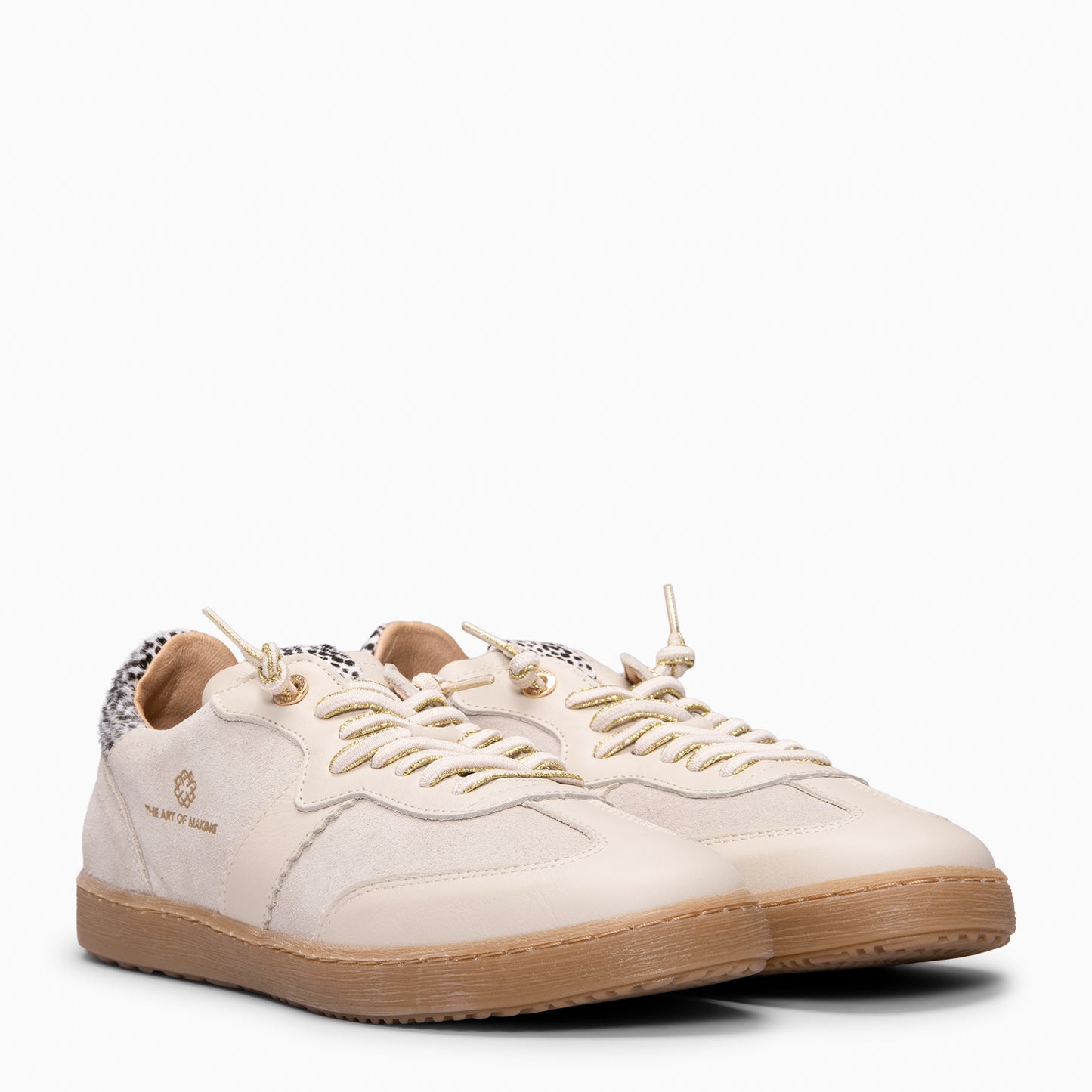 STÜDIO 01 - DEPORTIVOS BEIGE PONY