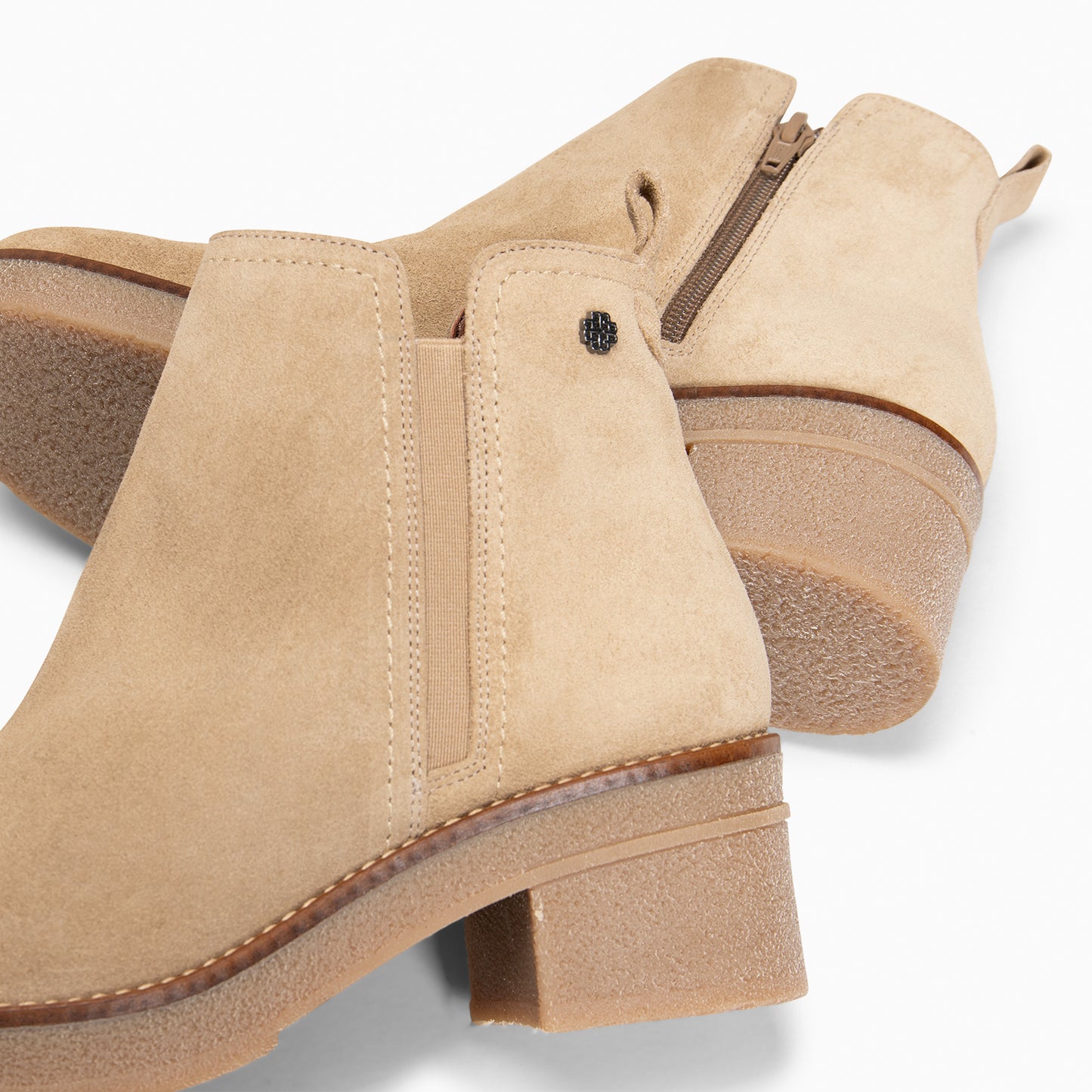 SWING - Botines casual de ante hidrófugo CAMEL