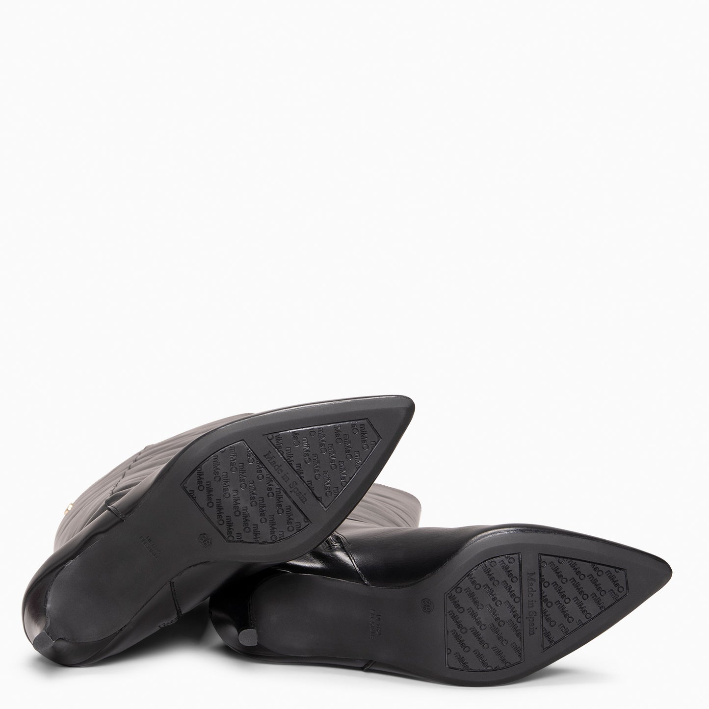 MANHATTAN – Botas de piel con tacón fino NEGRO