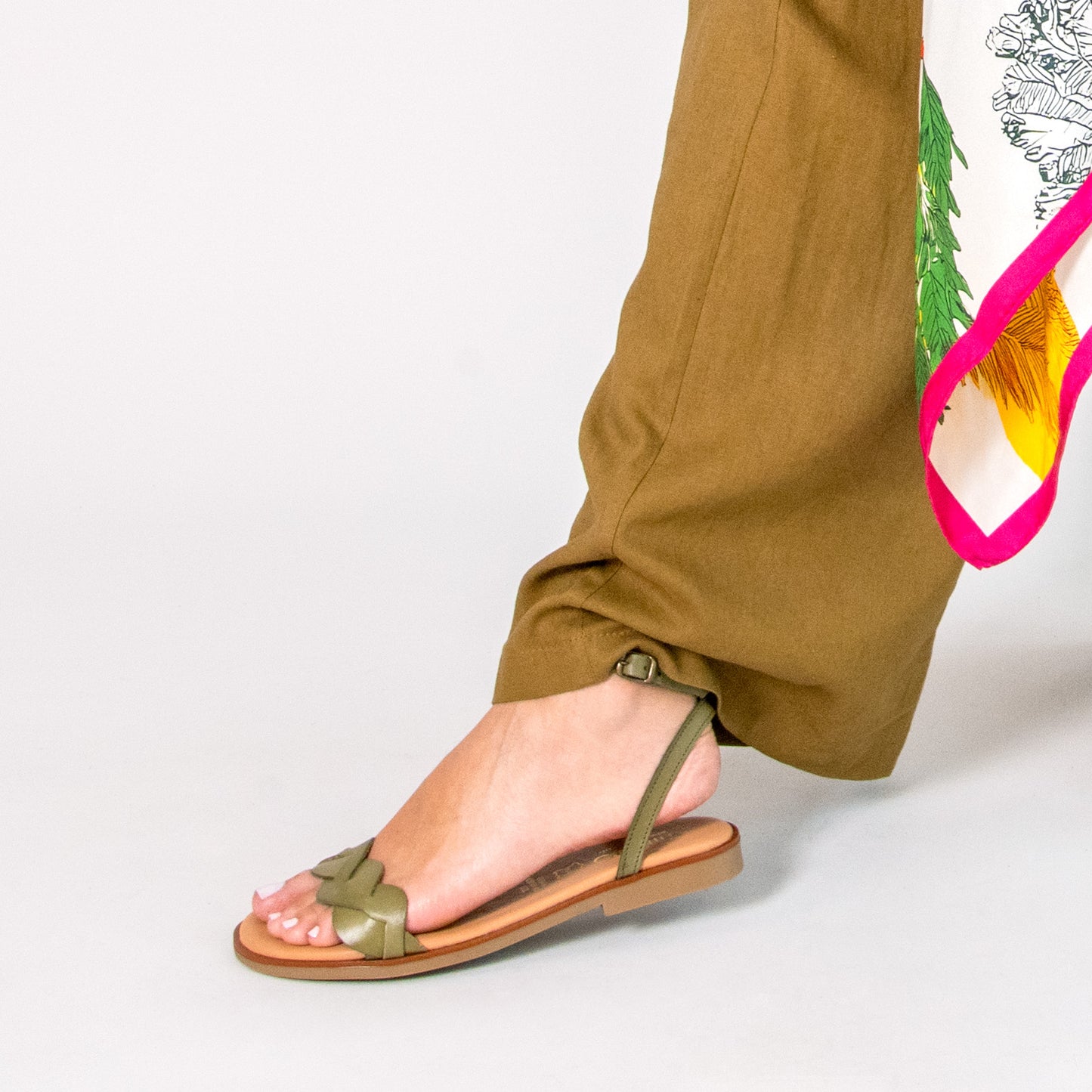 ARECA – Sandalias Planas Mujer KAQUI