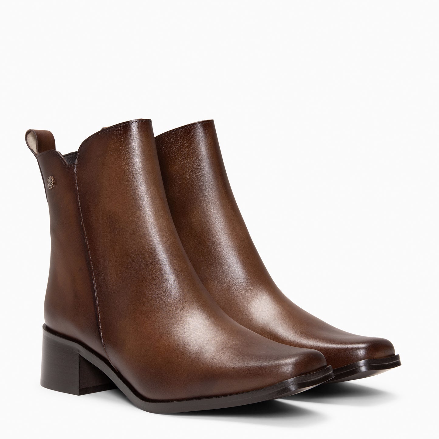 BERLIN – Botines bajos de mujer de piel CUERO