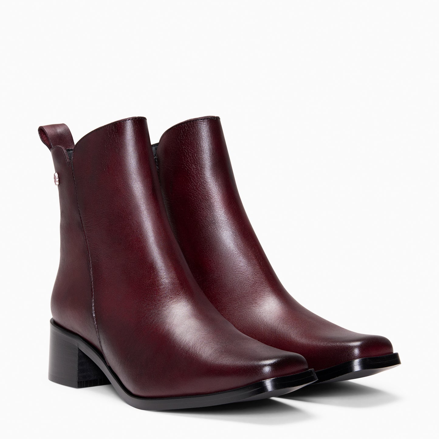 BERLIN – Botines bajos de mujer de piel BURDEOS