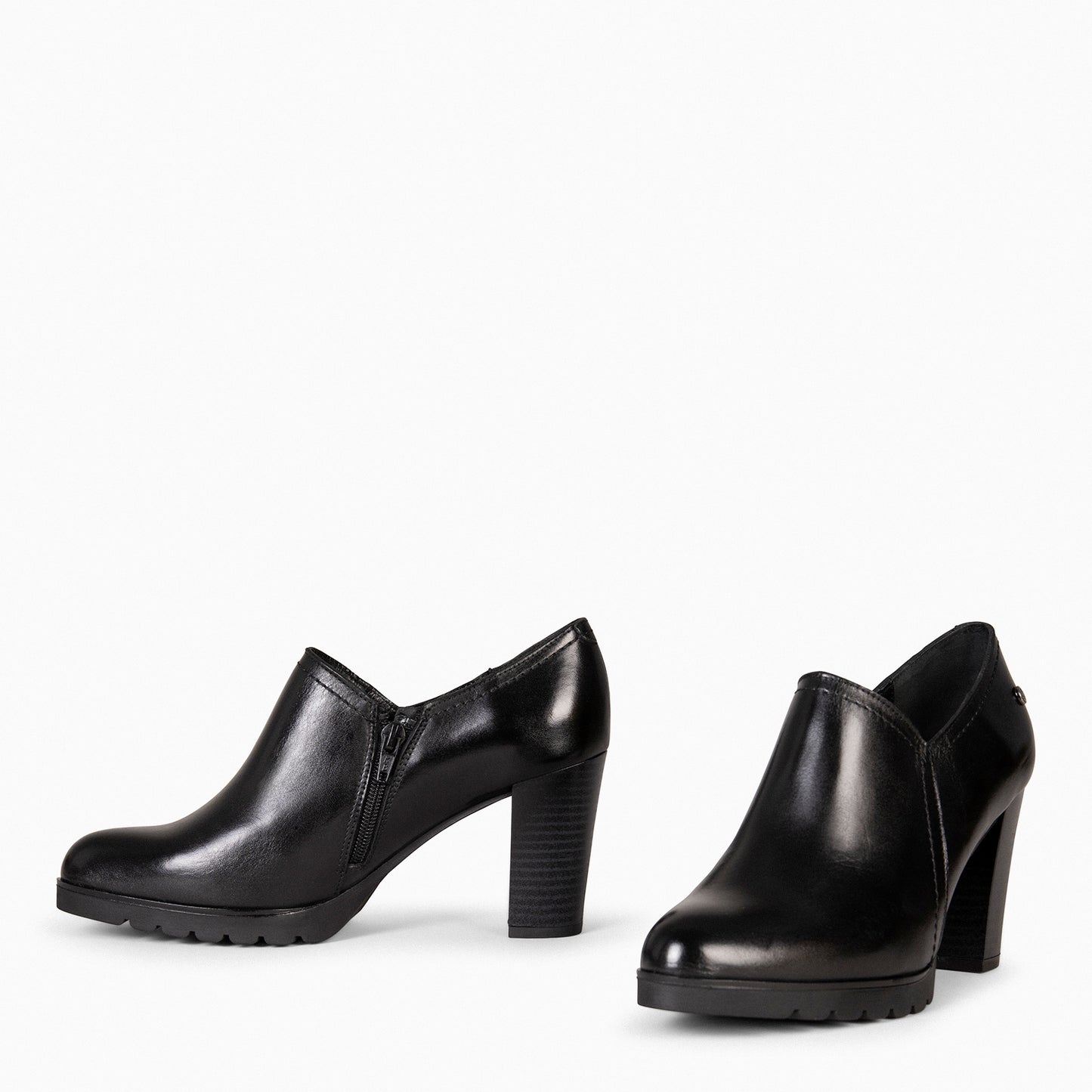 DAYANA – BOTTINES NOIRES