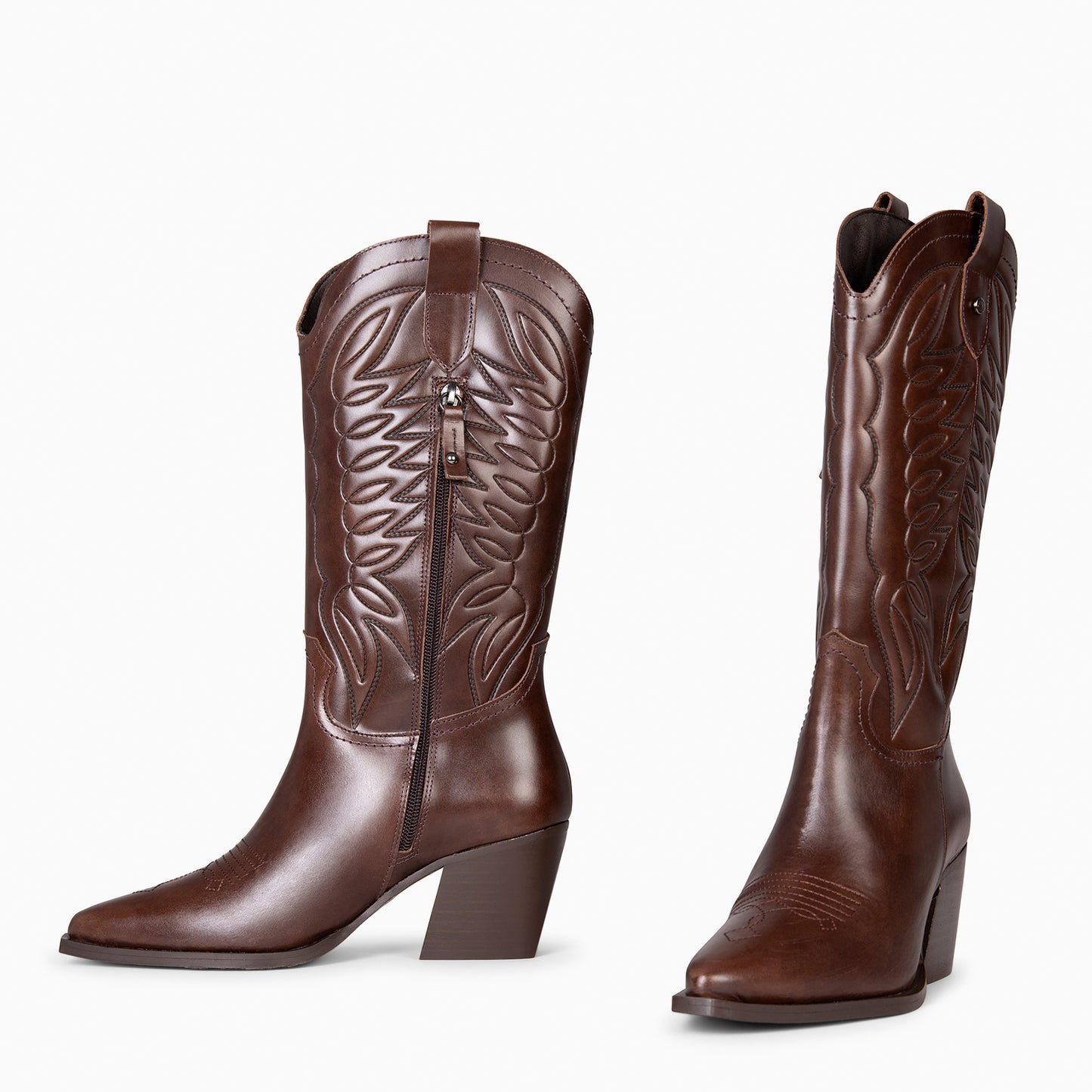 SALOON – Botas cowboy de piel bordada MARRÓN