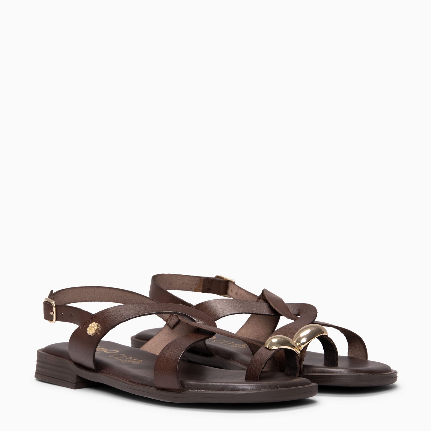 HELIA - Sandalias planas de piel MARRON