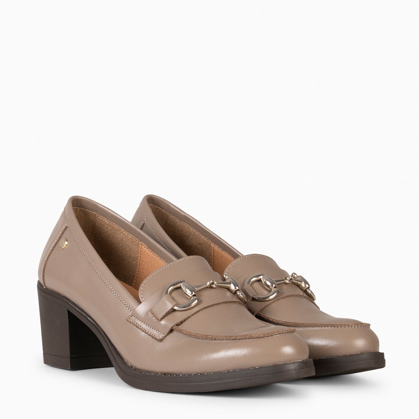 FABIOLA – Mocasín de napa con tacón TAUPE