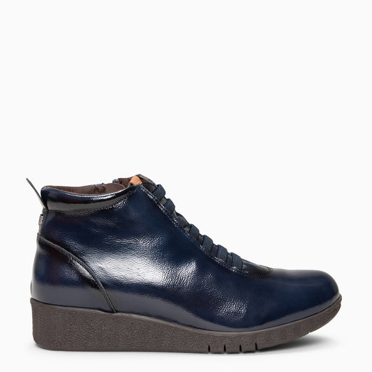 FLEXY - Zapatillas abotinadas CHAROL MARINO