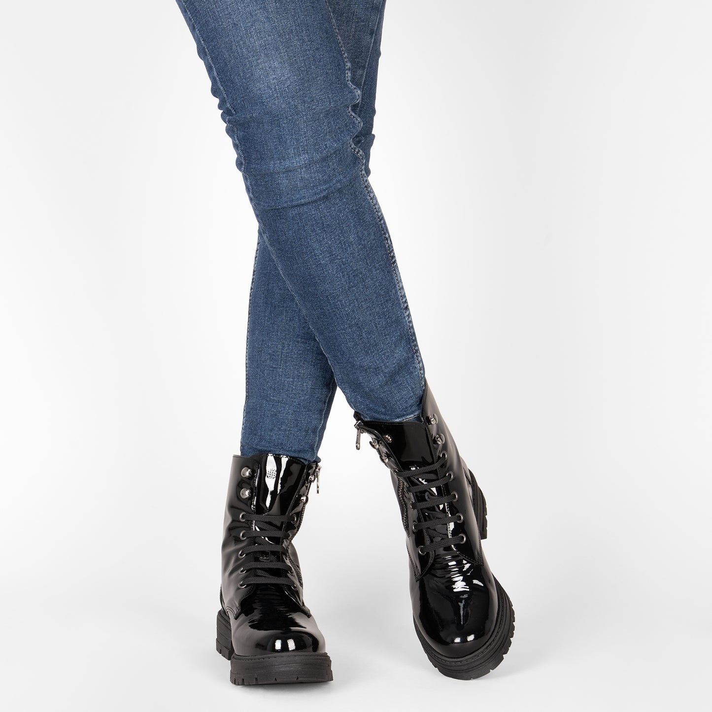 MILITARY – Botins militares para Mulher CHAROLBLACK