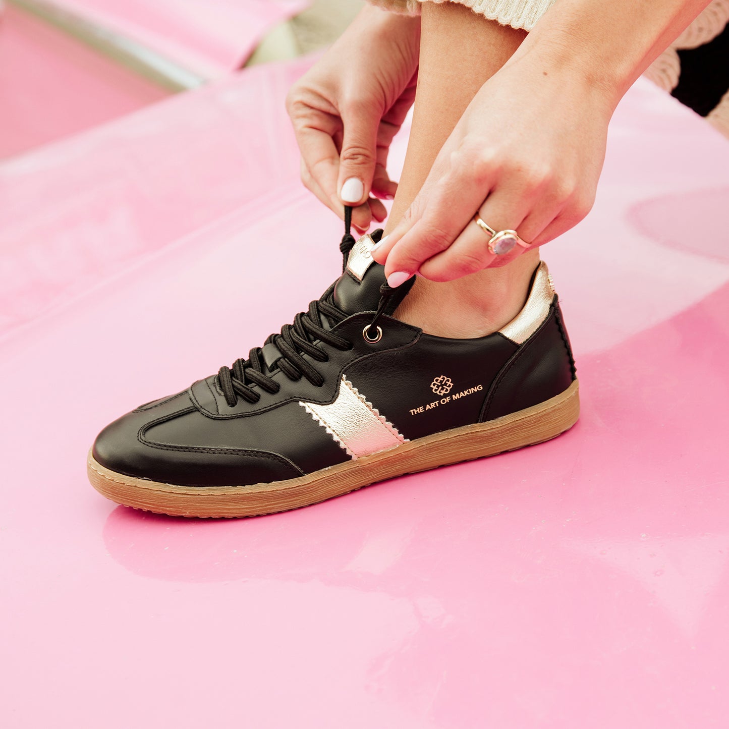 STÜDIO 01 - DEPORTIVOS NEGRO