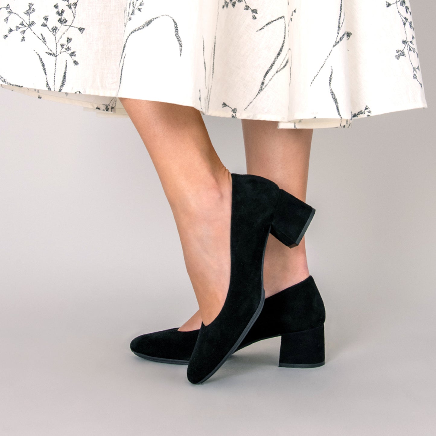 URBAN REDONDO - Zapatos de tacón bajo de ante MOSTAZA