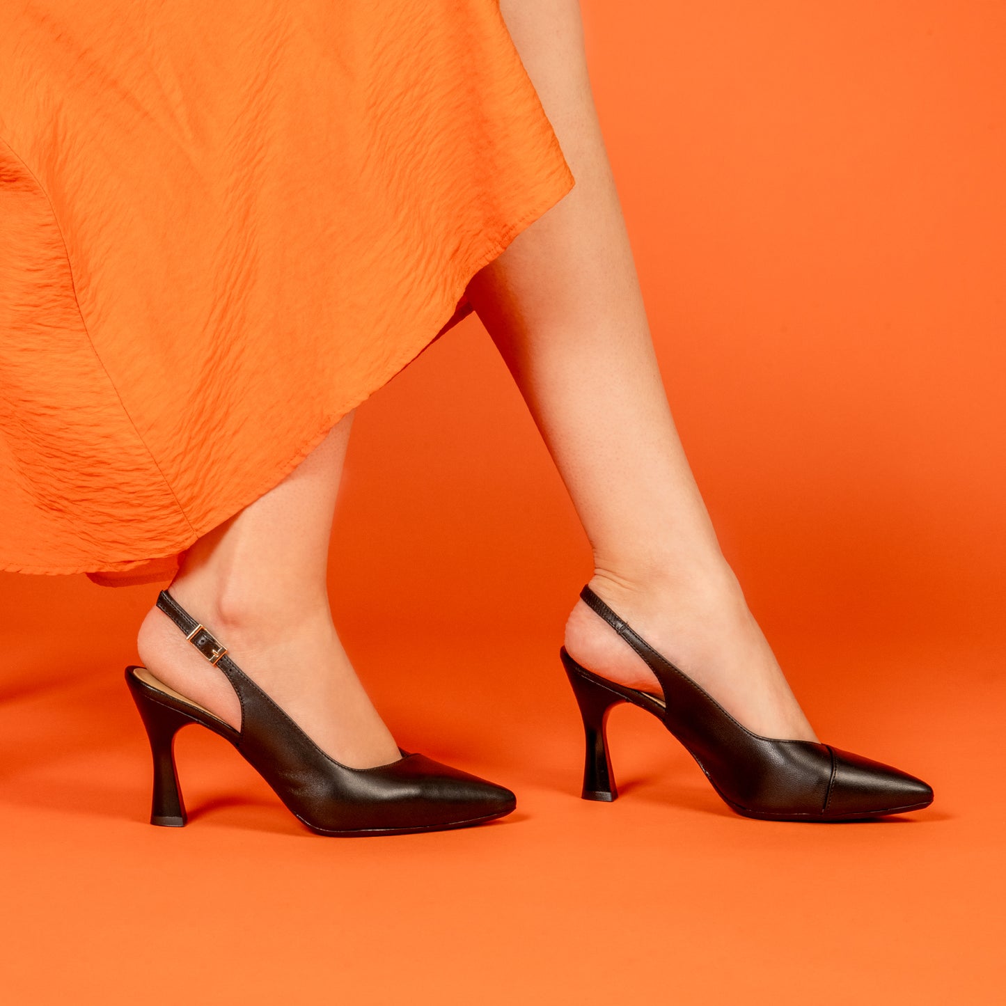 GLAM DESTALONADO – Zapatos de tacón destalonados de napa NUDE