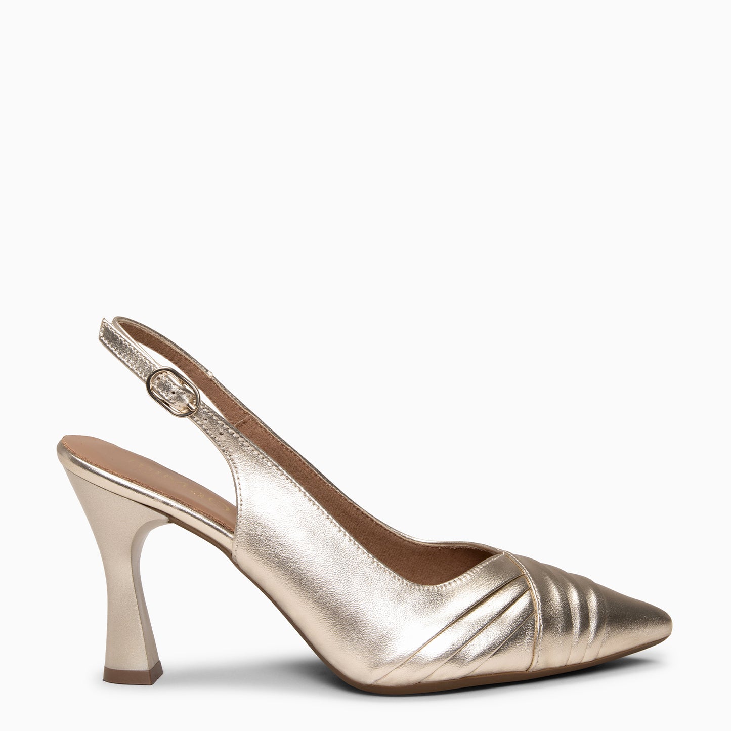 CARLA– Zapato de tacón alto destalonado PLATINO