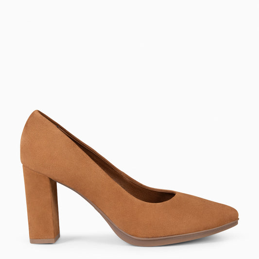URBAN – Zapatos de tacón alto de ante CAMEL