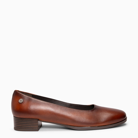 URBAN WIN – Zapato urban de punta cuadrada TABACO