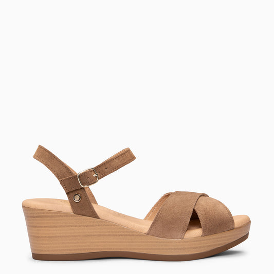 MAR - Cuñas Ligeras de tiras cruzadas TAUPE