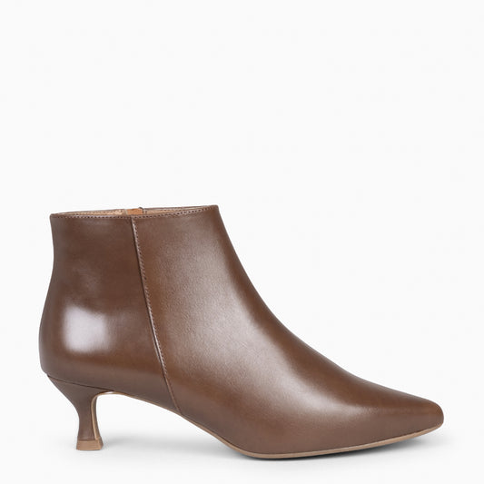 ROYAL NAPA - Bottines à petit talon MARRON