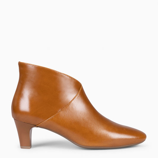 LADY - Botins femininos em napa CAMEL