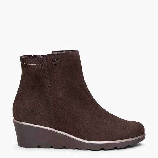 LULEA - Botines con cuña de piel hidrófugos MARRON
