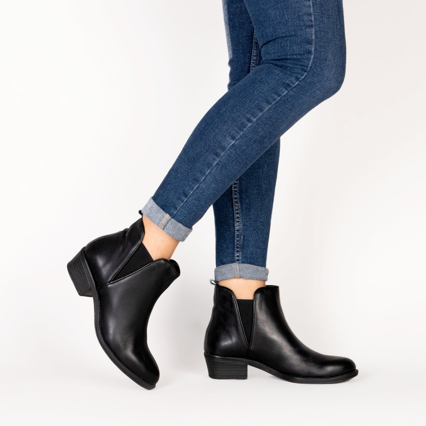 BASIC – Bottines à talons bas NOIRES