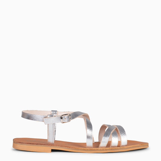 IXORA - Sandalias planas de mujer con hebilla PLATA