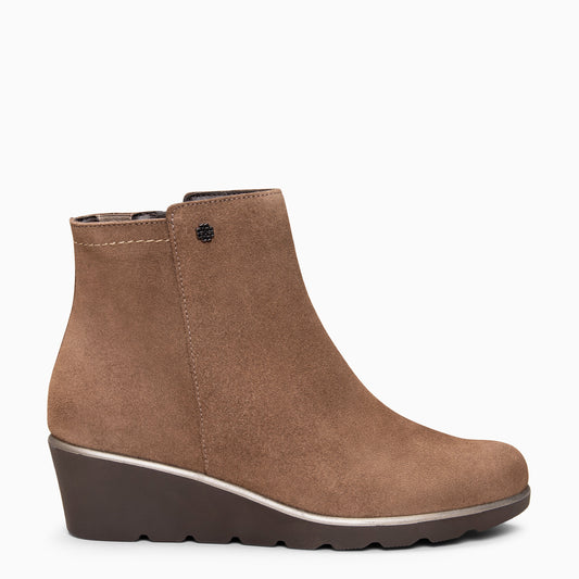 LULEA - Botines con cuña de piel hidrófugos TAUPE