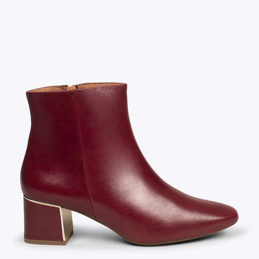 Botins de salto GOLD BURGUNDY com detalhes dourados 