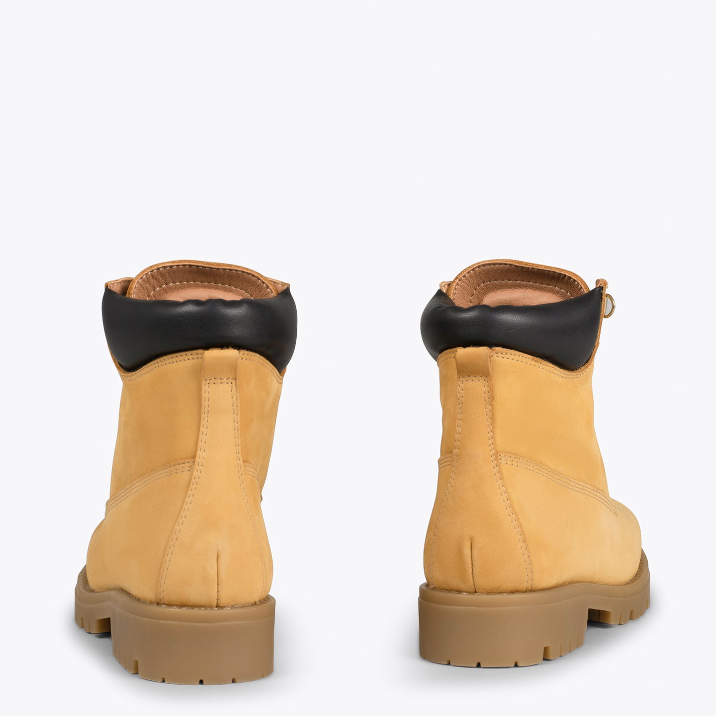 AVIADOR – Botas de caminhada femininas em nobuck OCRE 