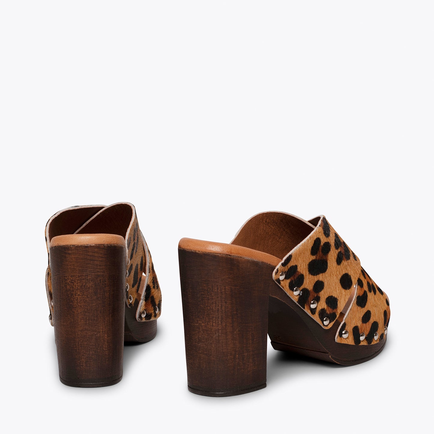 Tamanco feminino LEOPARD com estampa animal MALLORCA 