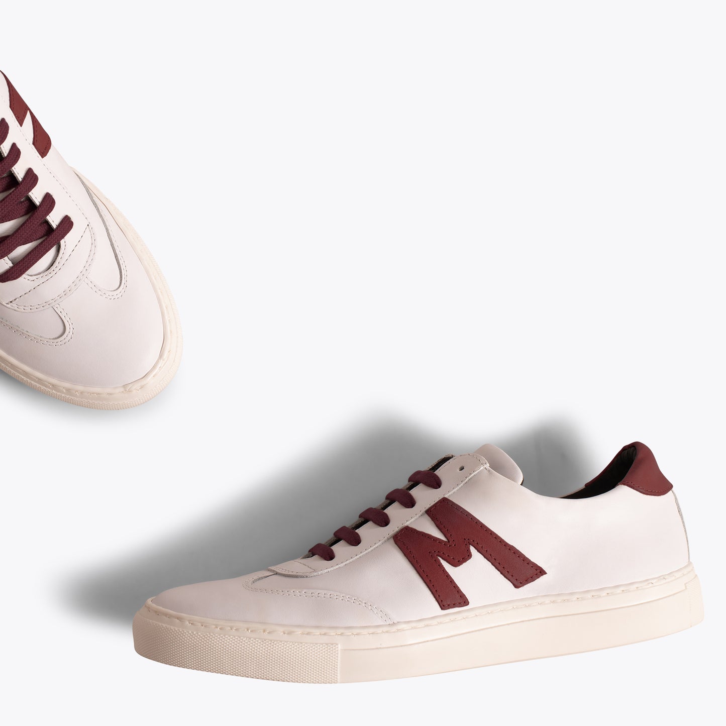 MÓNACO Zapatillas casual de hombre con logo en BURDEOS