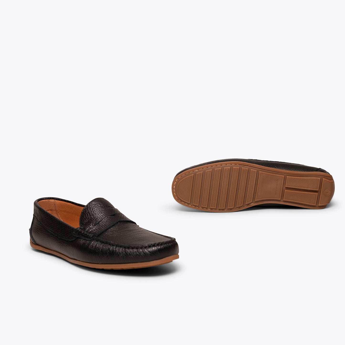 MOCASÍN Calzado casual para hombre de piel NEGRO