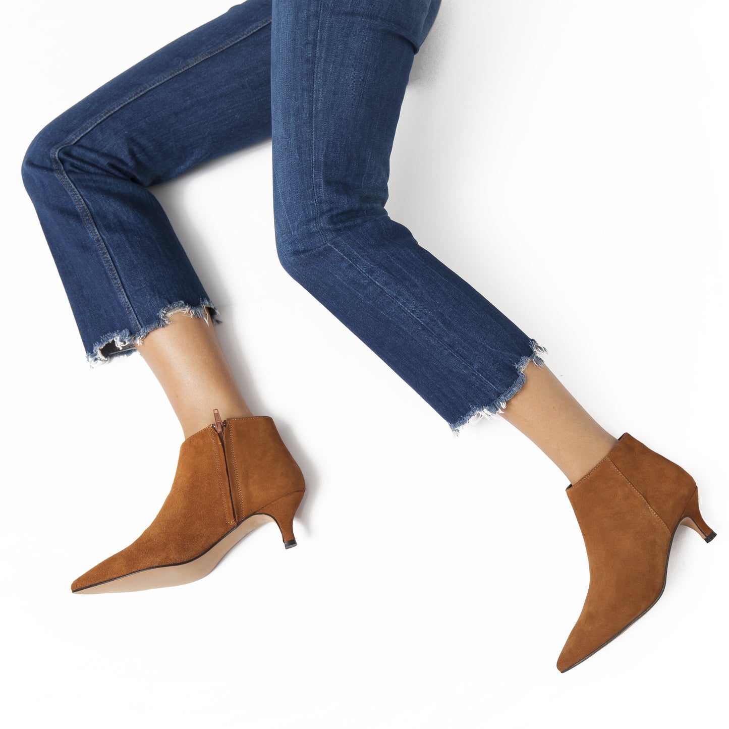 OUTFIT - Bota feminina com salto chupeta CAMEL 